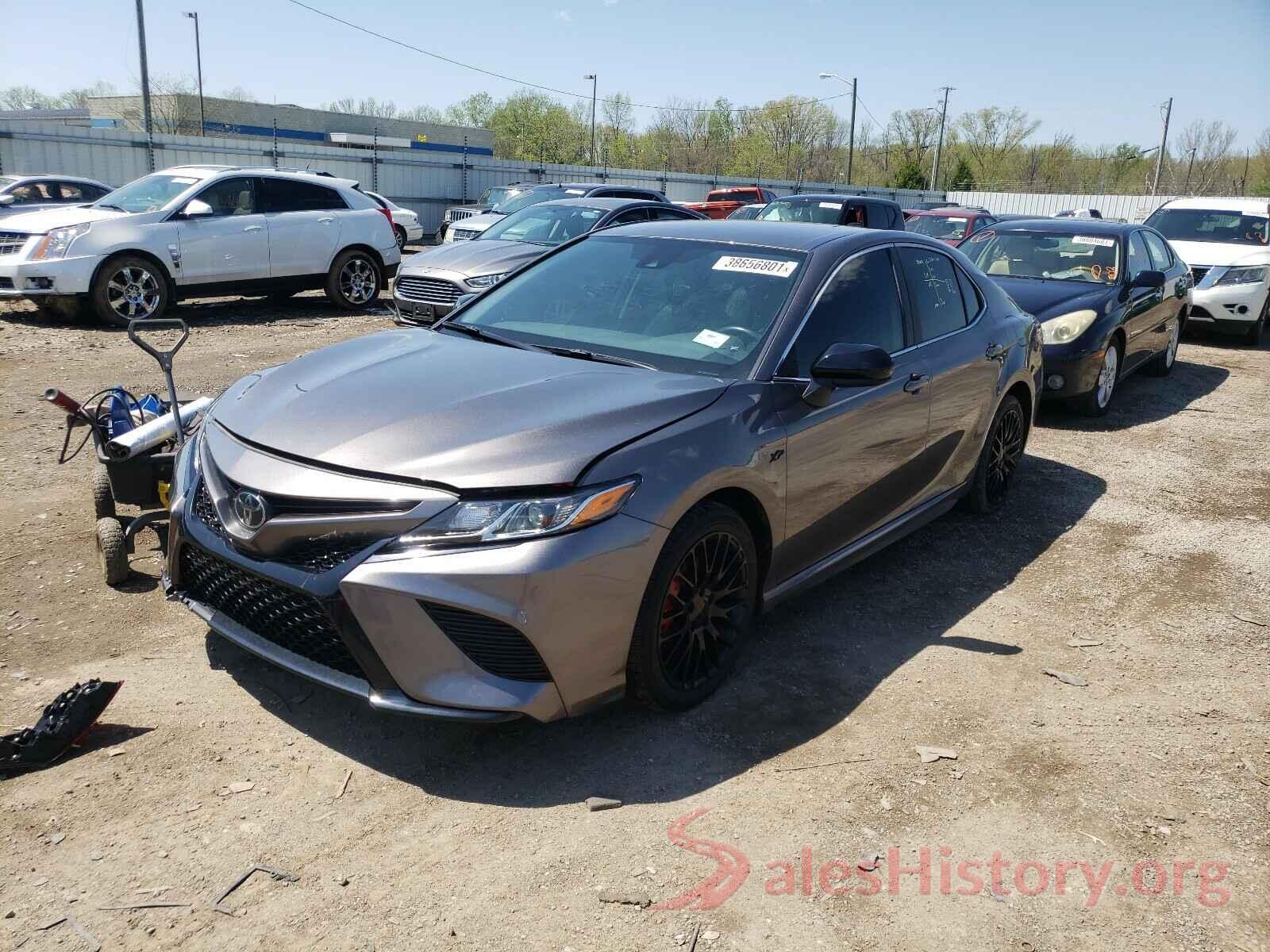 4T1B11HKXKU751972 2019 TOYOTA CAMRY