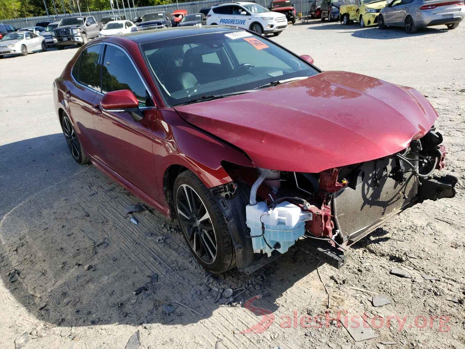 4T1BZ1HK5JU506262 2018 TOYOTA CAMRY