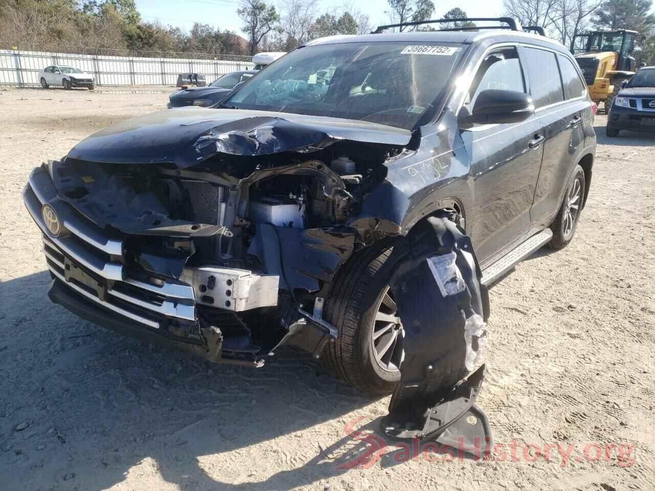 5TDJZRFH3JS856709 2018 TOYOTA HIGHLANDER