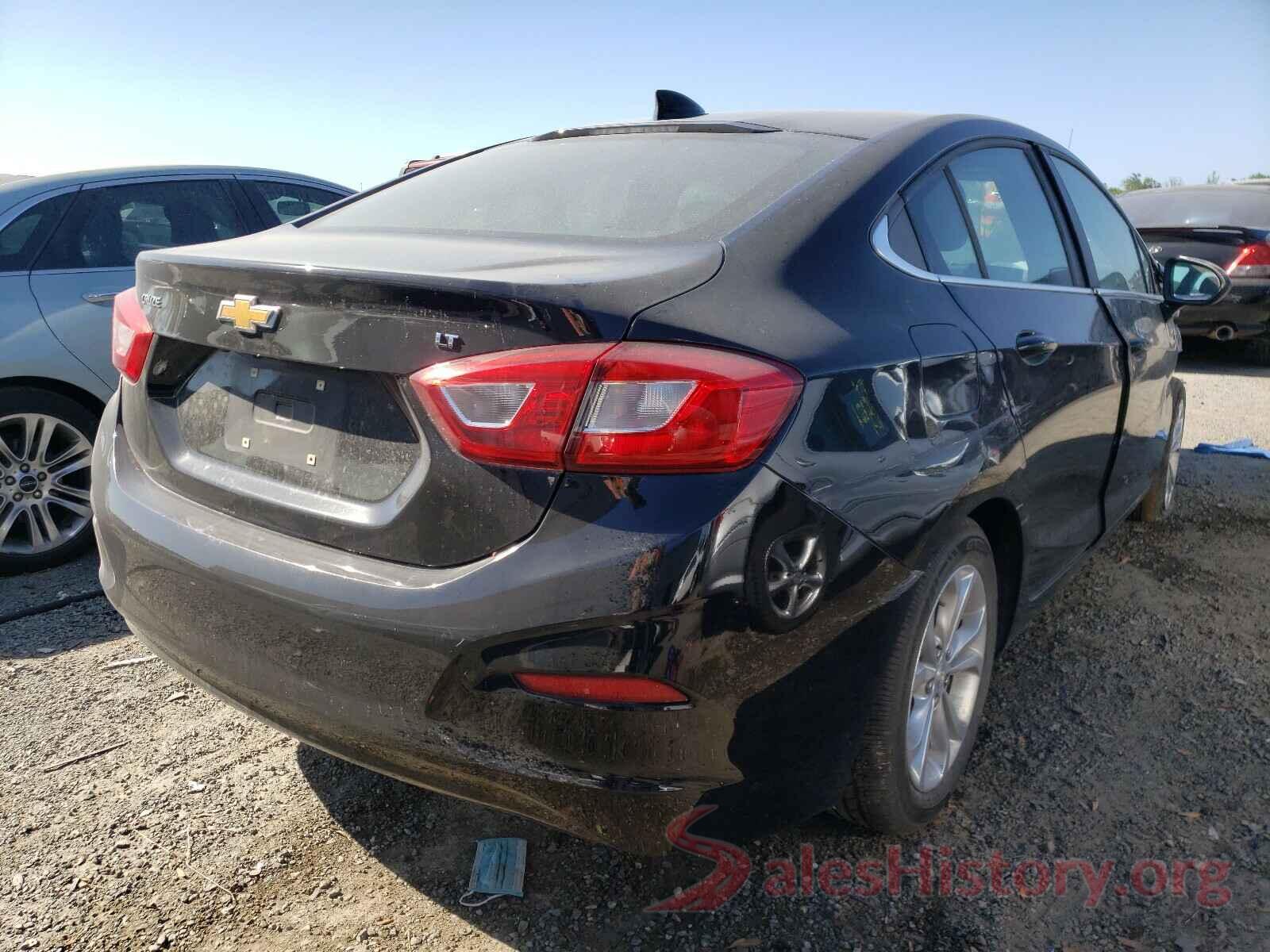 1G1BE5SM3K7144698 2019 CHEVROLET CRUZE