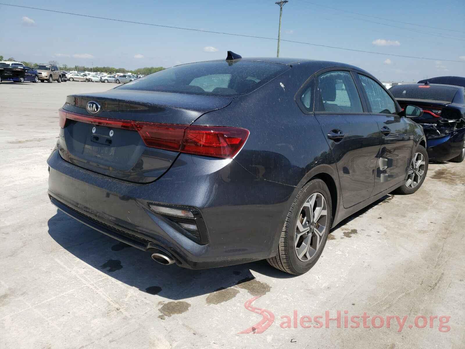 3KPF24AD8KE137677 2019 KIA FORTE