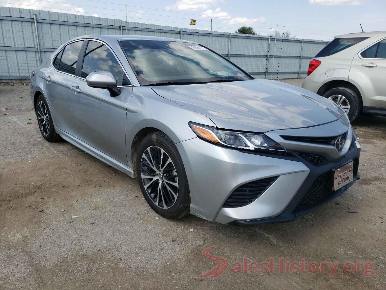 4T1B11HK8KU247758 2019 TOYOTA CAMRY