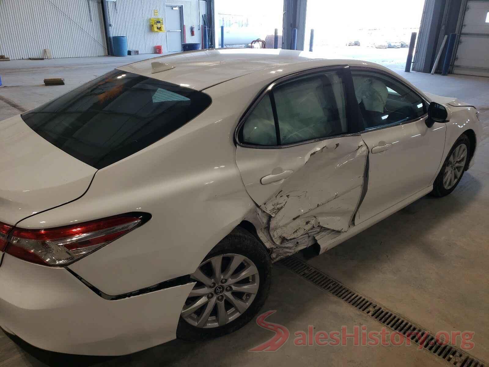 4T1B11HK5KU262072 2019 TOYOTA CAMRY