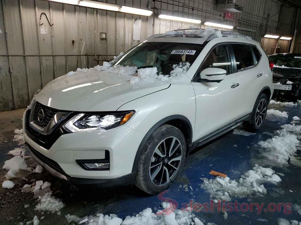 JN8AT2MV4JW341661 2018 NISSAN ROGUE