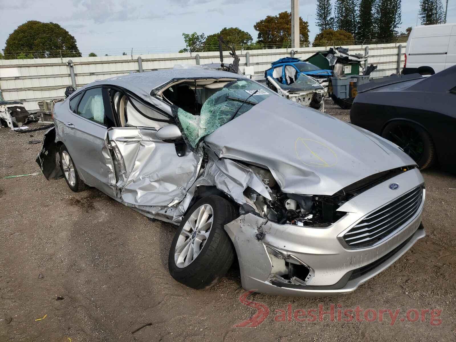 3FA6P0LU1KR205548 2019 FORD FUSION