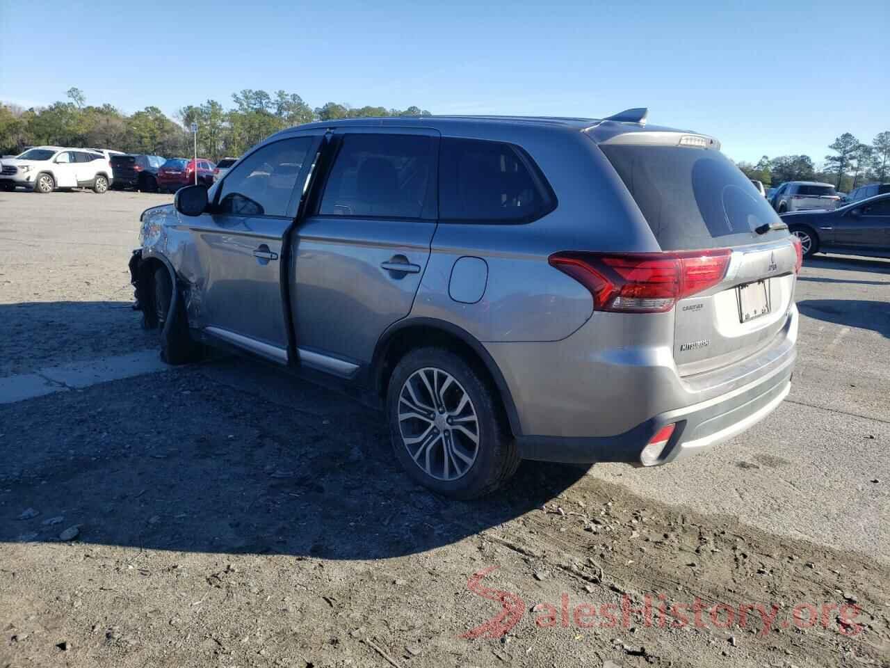 JA4AZ3A3XJZ056863 2018 MITSUBISHI OUTLANDER