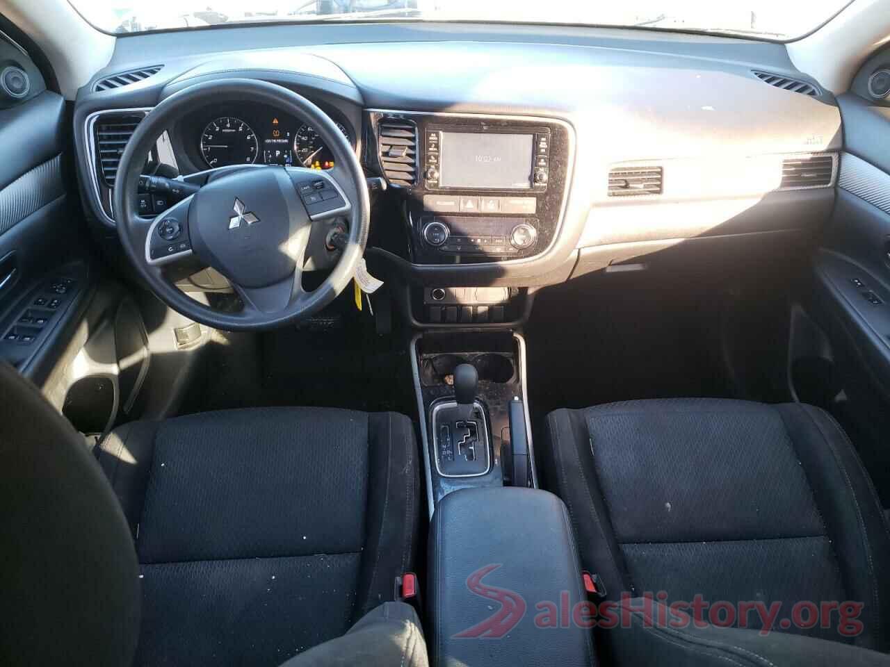 JA4AZ3A3XJZ056863 2018 MITSUBISHI OUTLANDER