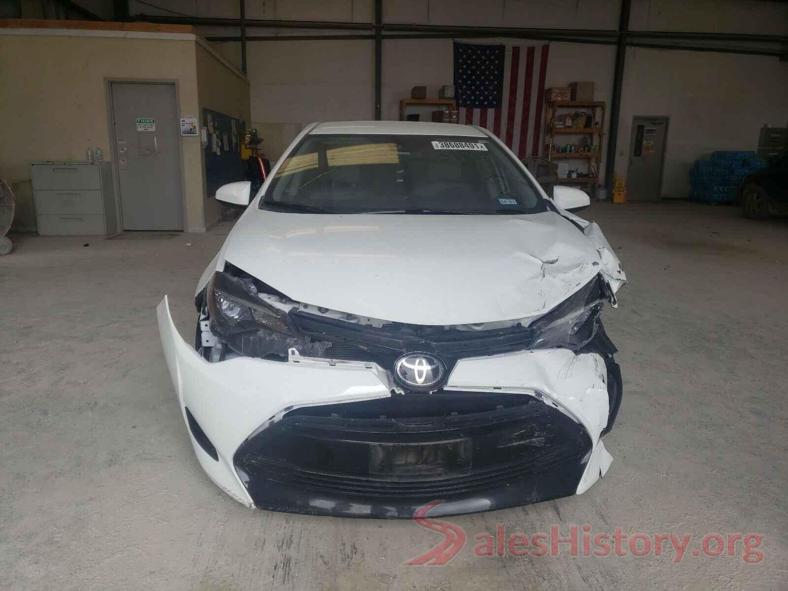 5YFBURHE7JP812176 2018 TOYOTA COROLLA