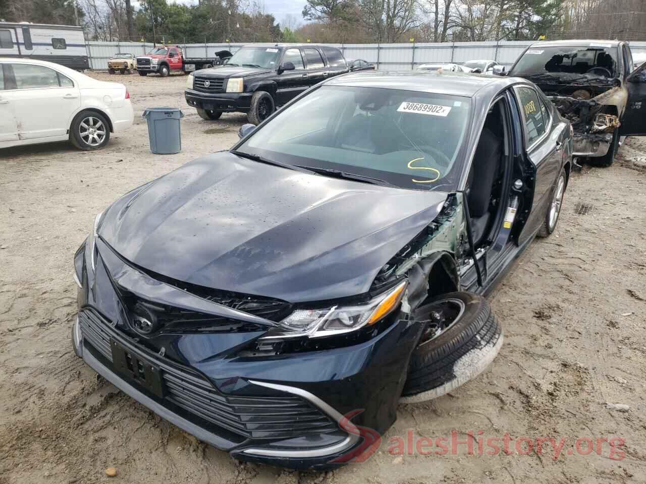 4T1C11AK4MU418491 2021 TOYOTA CAMRY