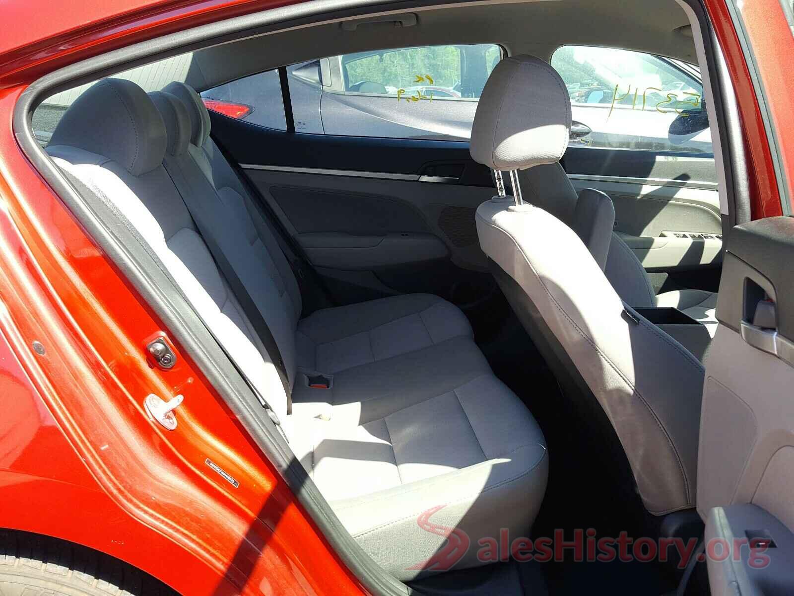 5NPD84LFXKH408545 2019 HYUNDAI ELANTRA