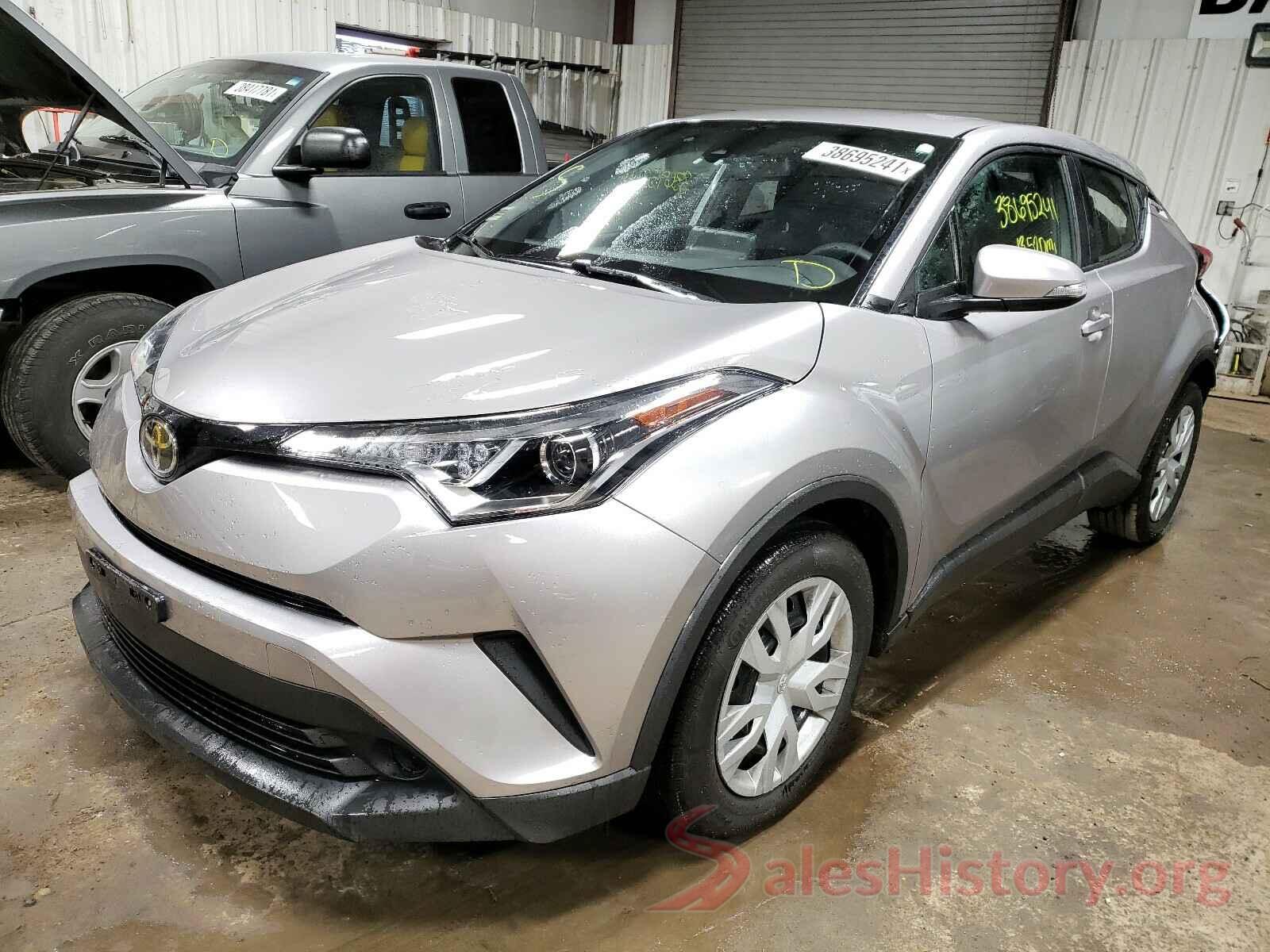 NMTKHMBXXKR079744 2019 TOYOTA C-HR