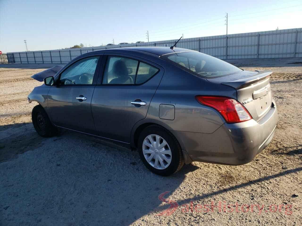 3N1CN7AP4JL887998 2018 NISSAN VERSA