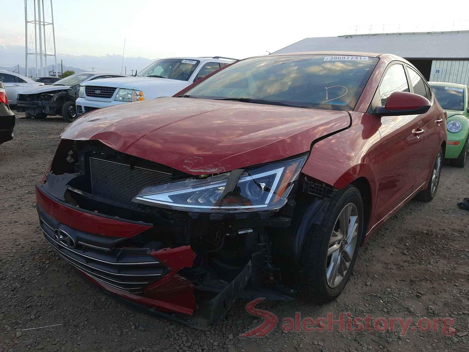 5NPD84LF8KH447666 2019 HYUNDAI ELANTRA