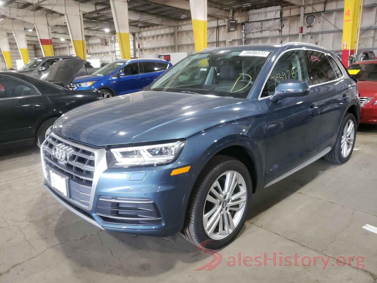 WA1CNAFY7J2128558 2018 AUDI Q5