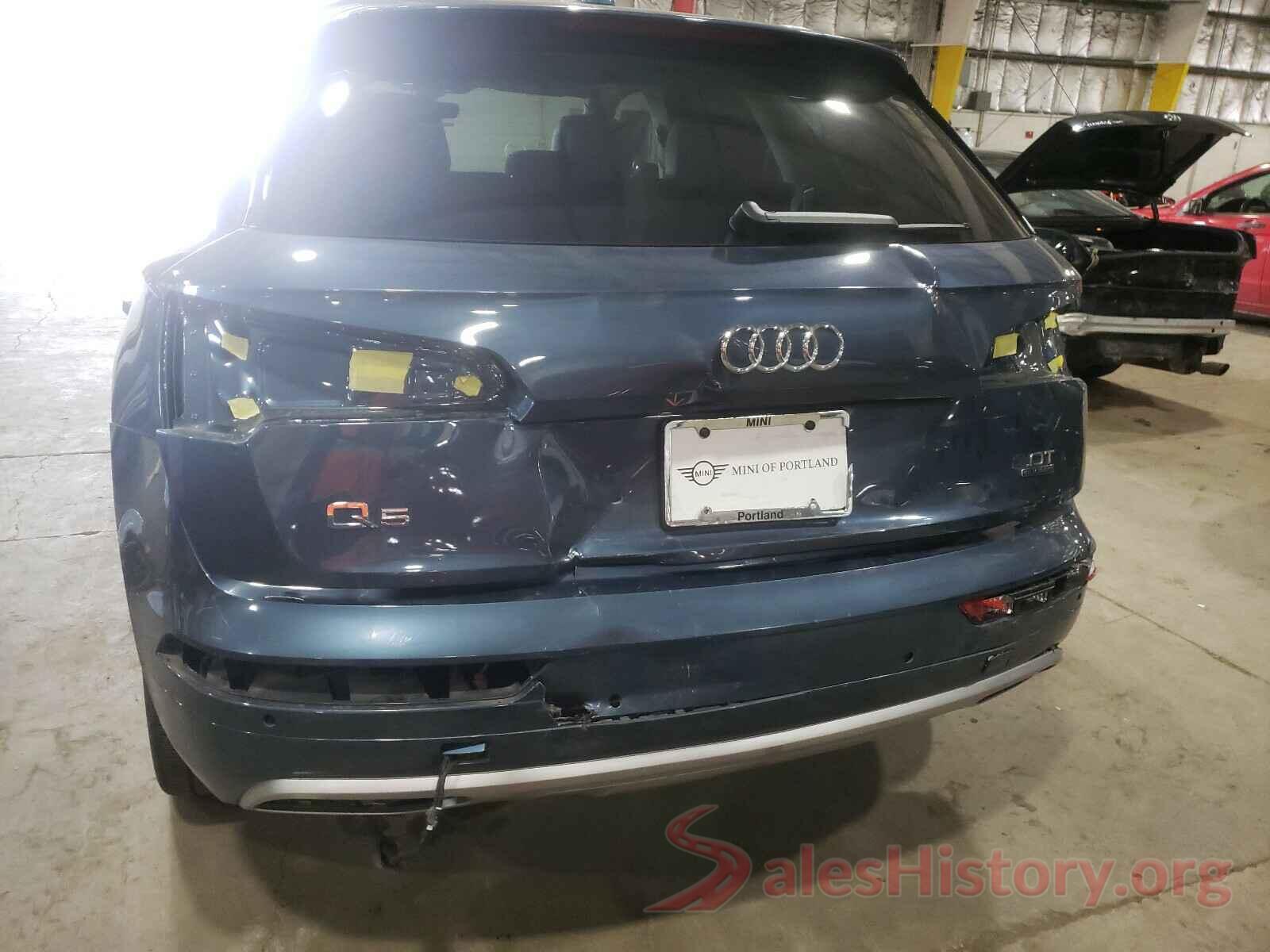 WA1CNAFY7J2128558 2018 AUDI Q5