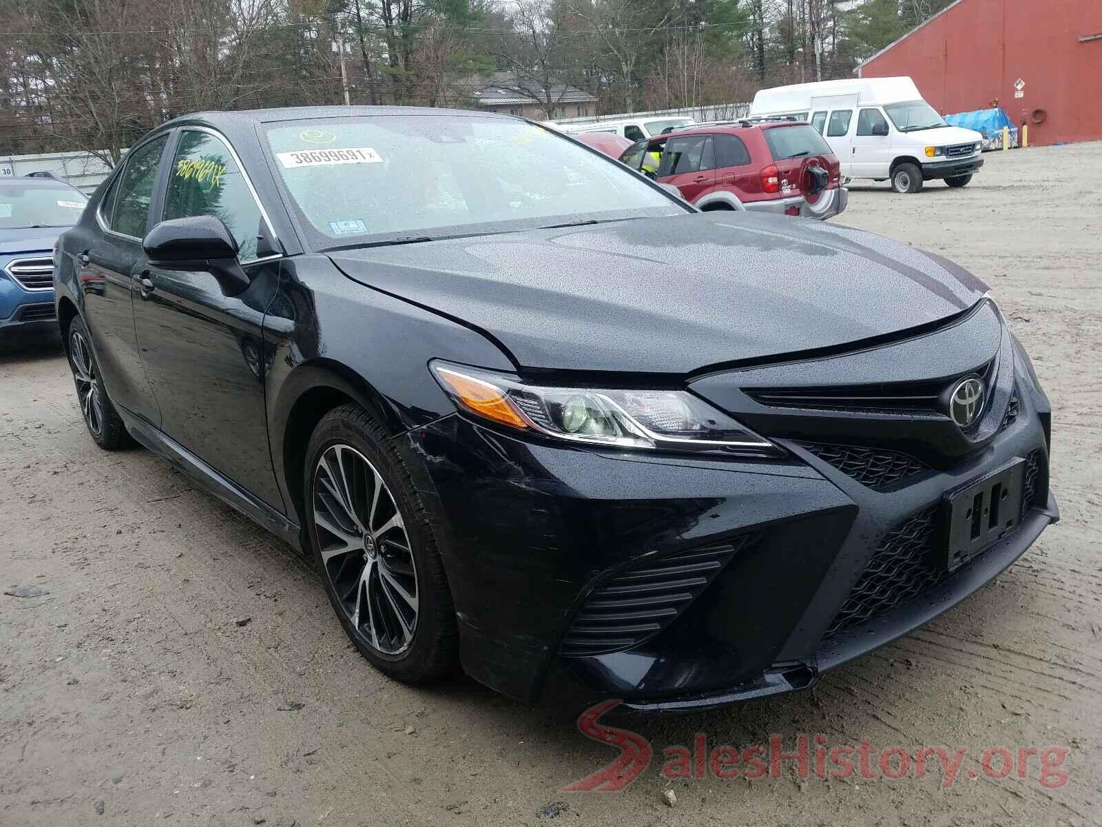 4T1B11HK5KU190449 2019 TOYOTA CAMRY