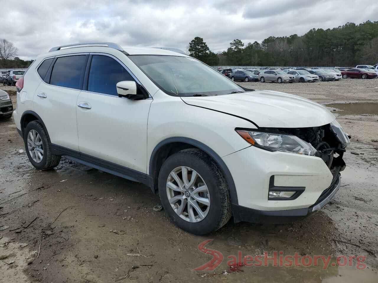 JN8AT2MVXJW301892 2018 NISSAN ROGUE