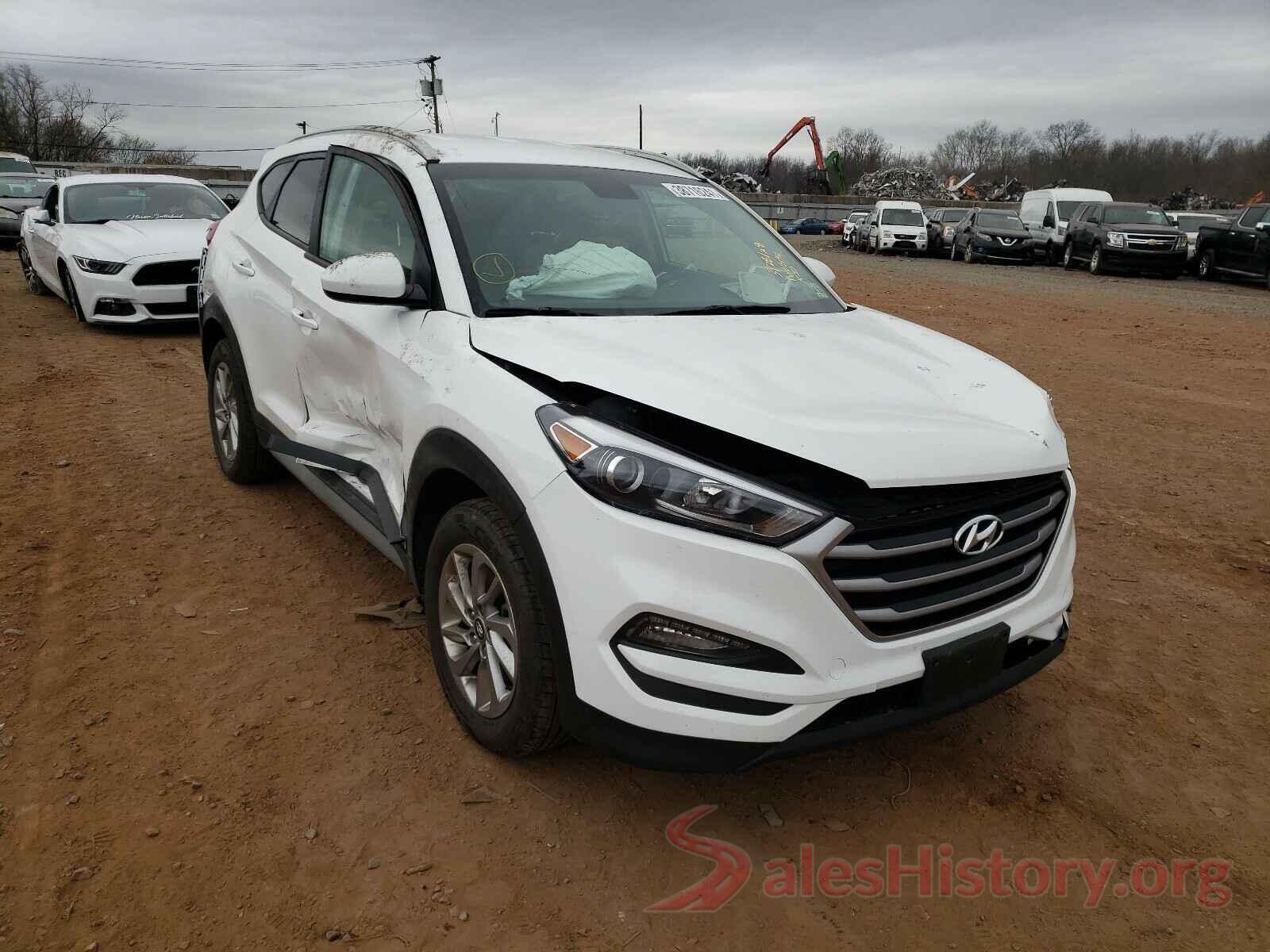 KM8J3CA49JU788250 2018 HYUNDAI TUCSON