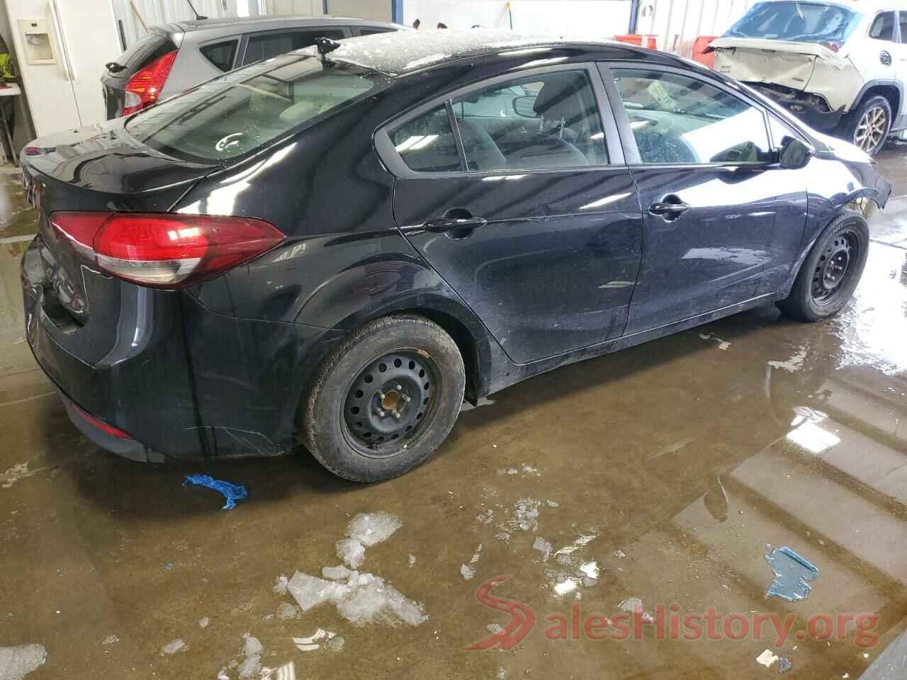 3KPFK4A72HE144899 2017 KIA FORTE