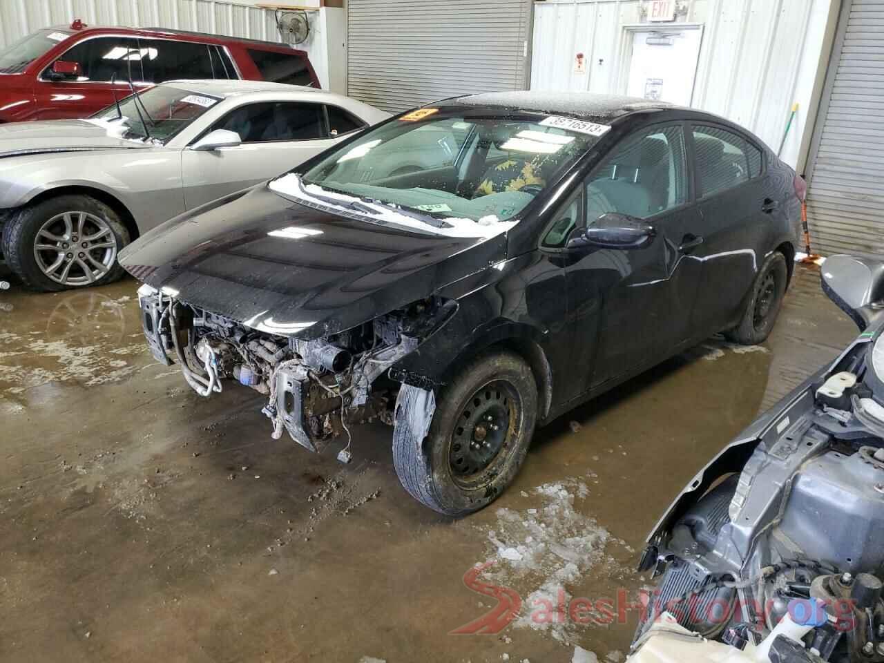 3KPFK4A72HE144899 2017 KIA FORTE