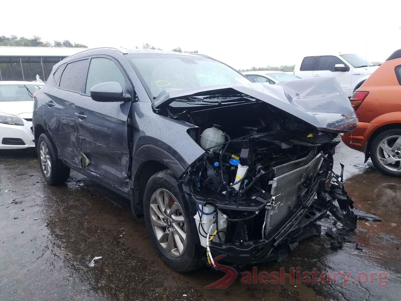 KM8J33A40JU621615 2018 HYUNDAI TUCSON