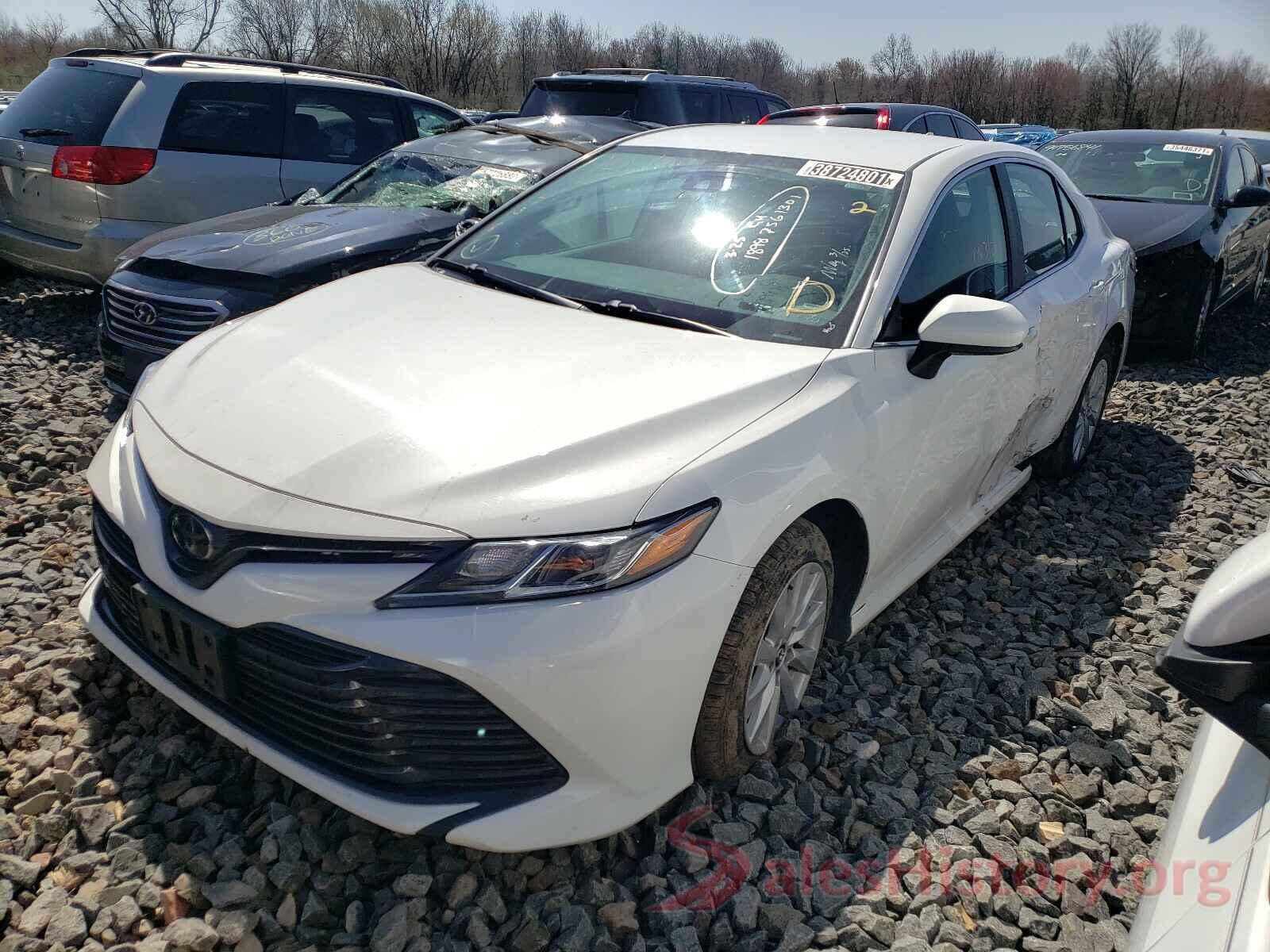 4T1B11HK2KU239669 2019 TOYOTA CAMRY