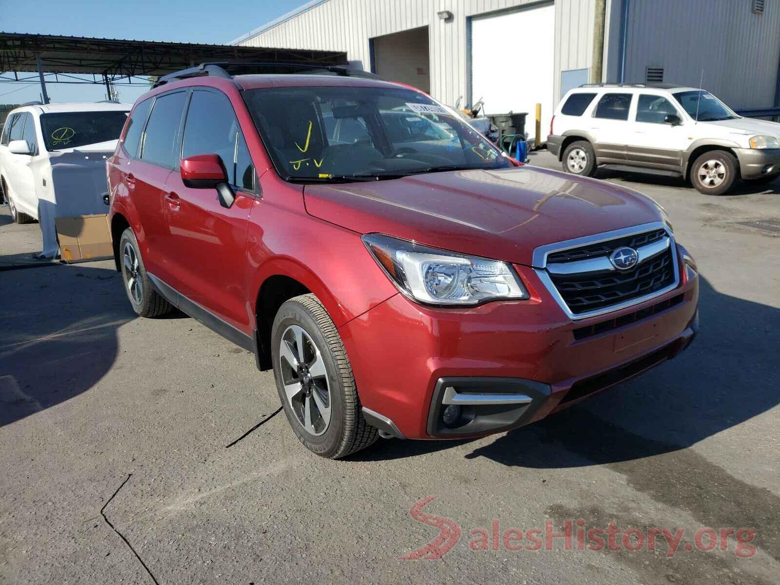 JF2SJAGC2JH485161 2018 SUBARU FORESTER