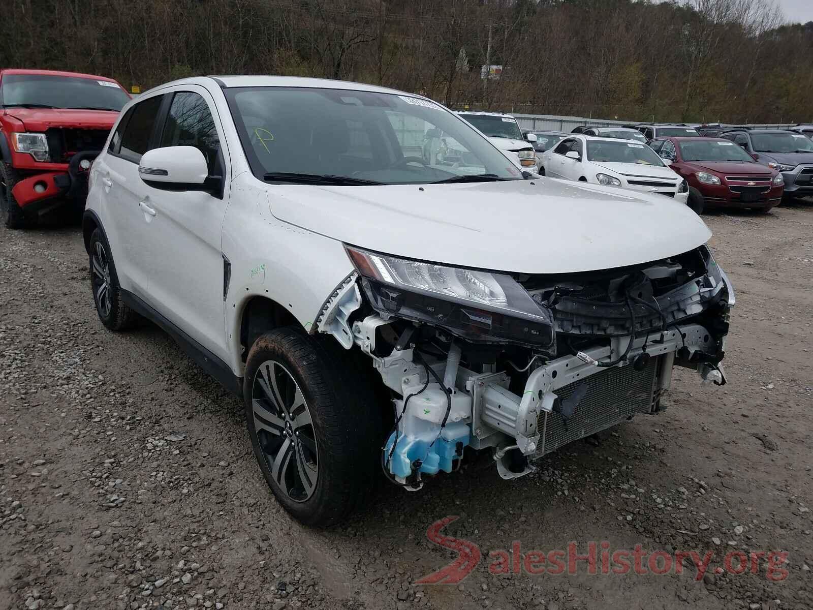 JA4AP4AUXLU018084 2020 MITSUBISHI OUTLANDER