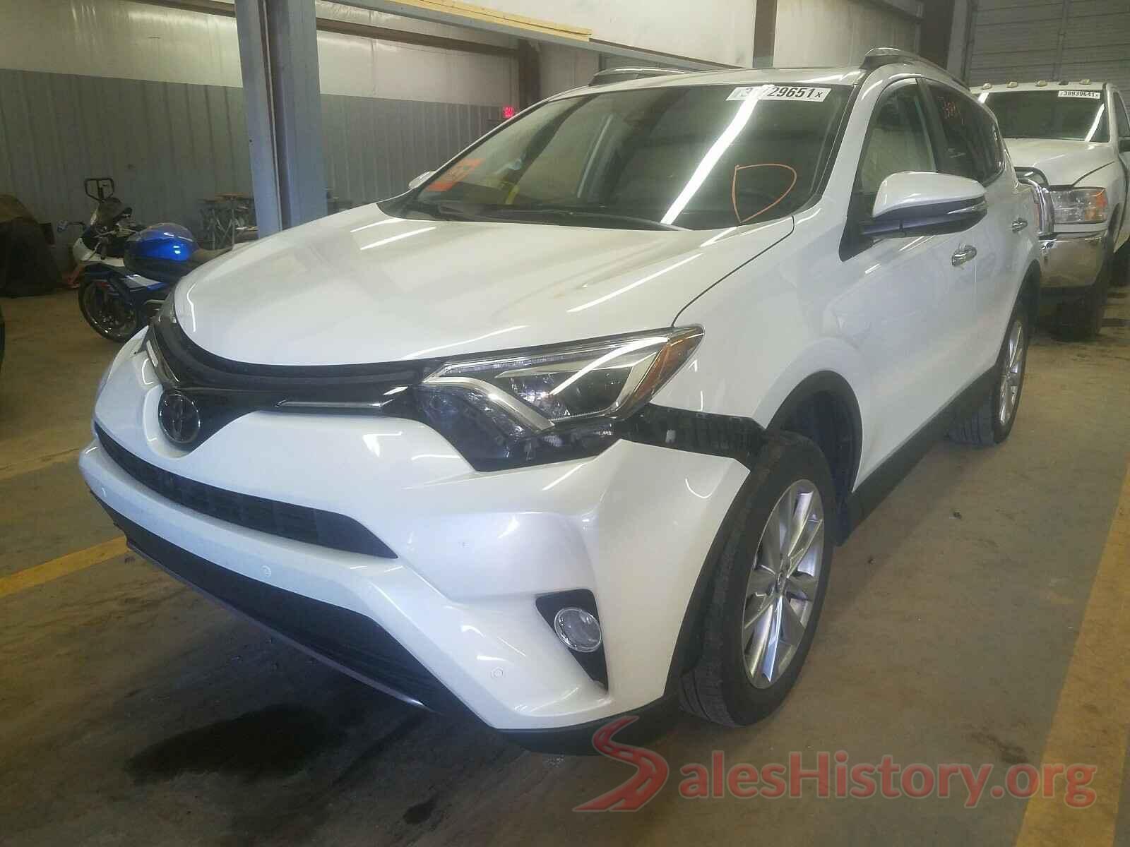 2T3YFREV8JW519921 2018 TOYOTA RAV4