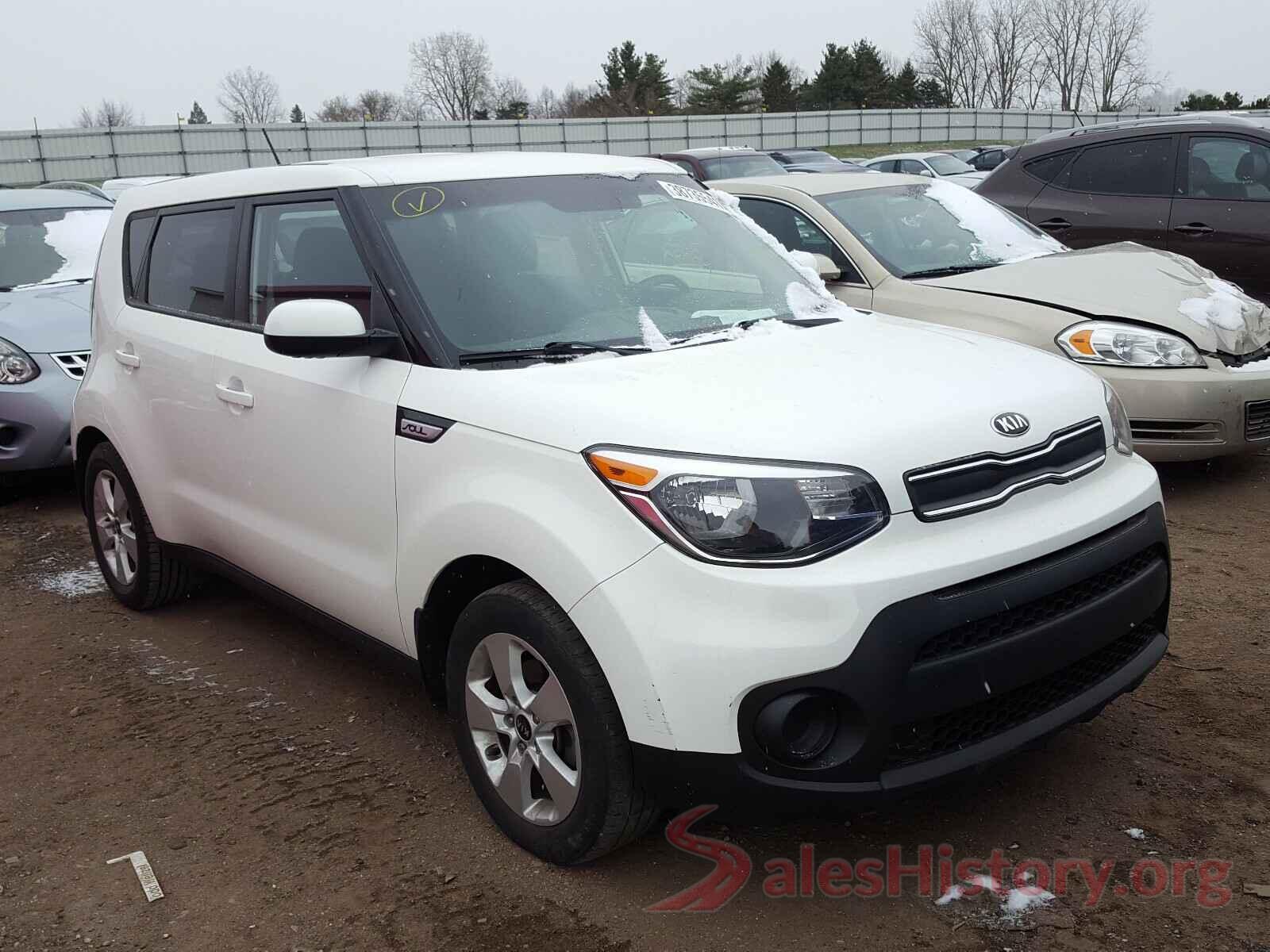 KNDJN2A2XJ7607422 2018 KIA SOUL