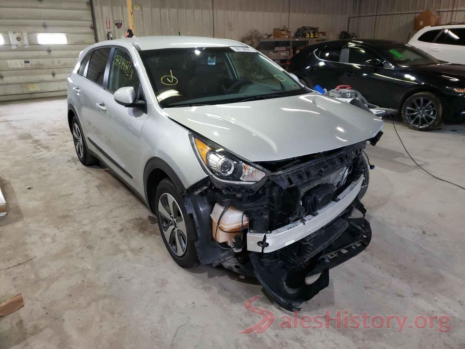 KNDCB3LC0H5048739 2017 KIA NIRO