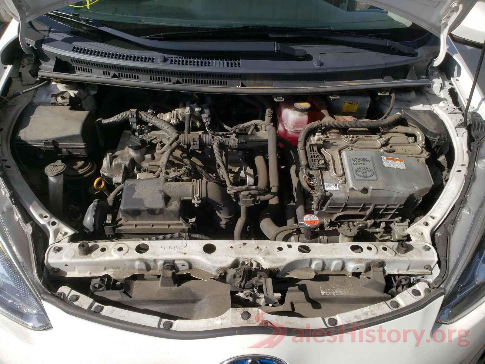 JTDKDTB36G1119052 2016 TOYOTA PRIUS