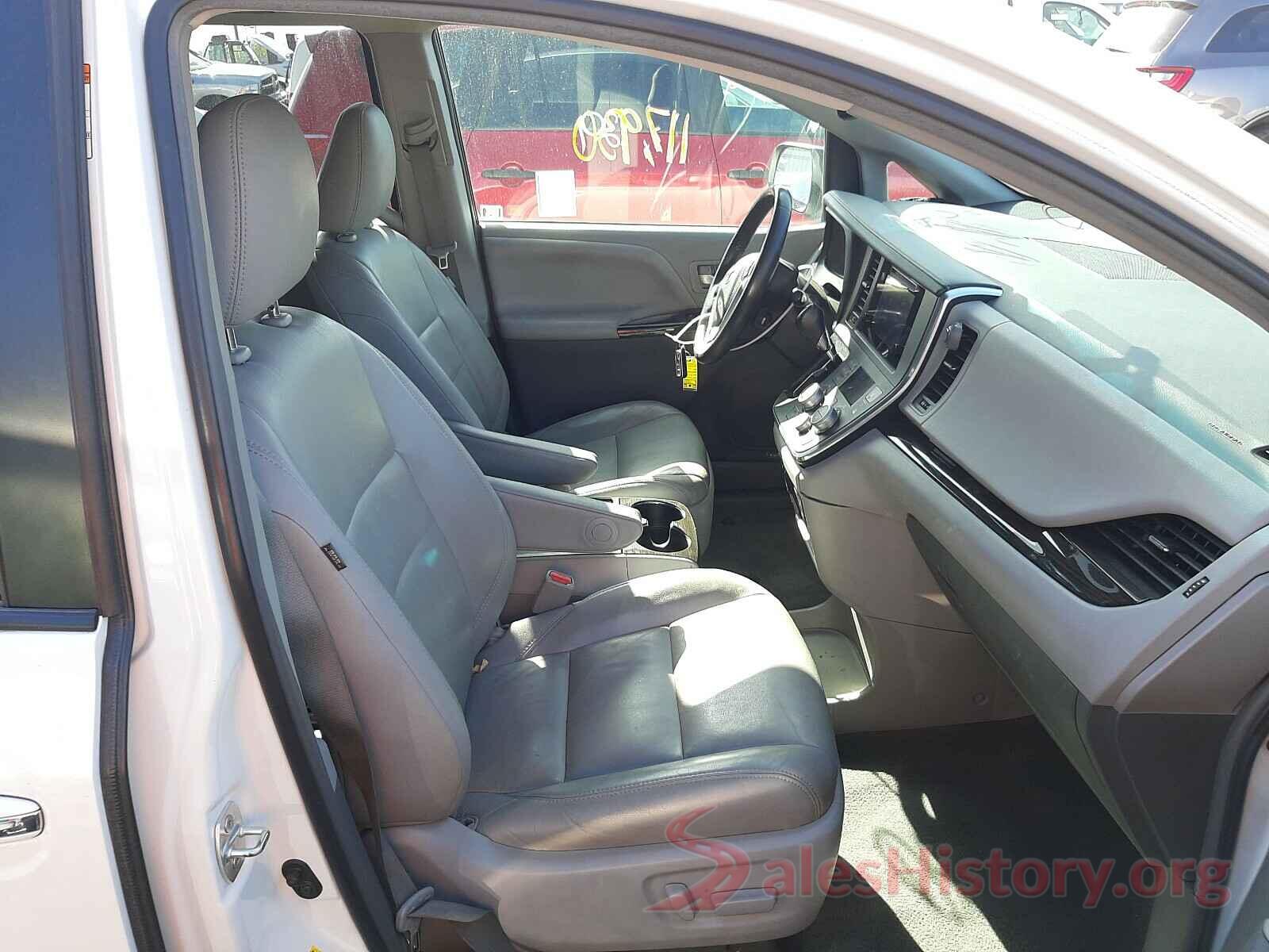 5TDYZ3DCXHS863072 2017 TOYOTA SIENNA