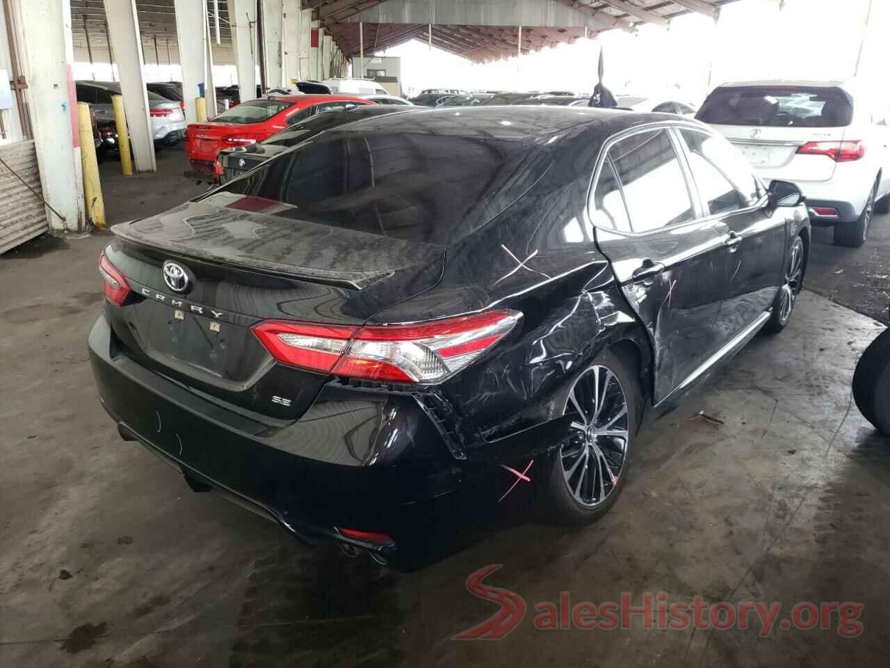 4T1B11HK6JU594052 2018 TOYOTA CAMRY