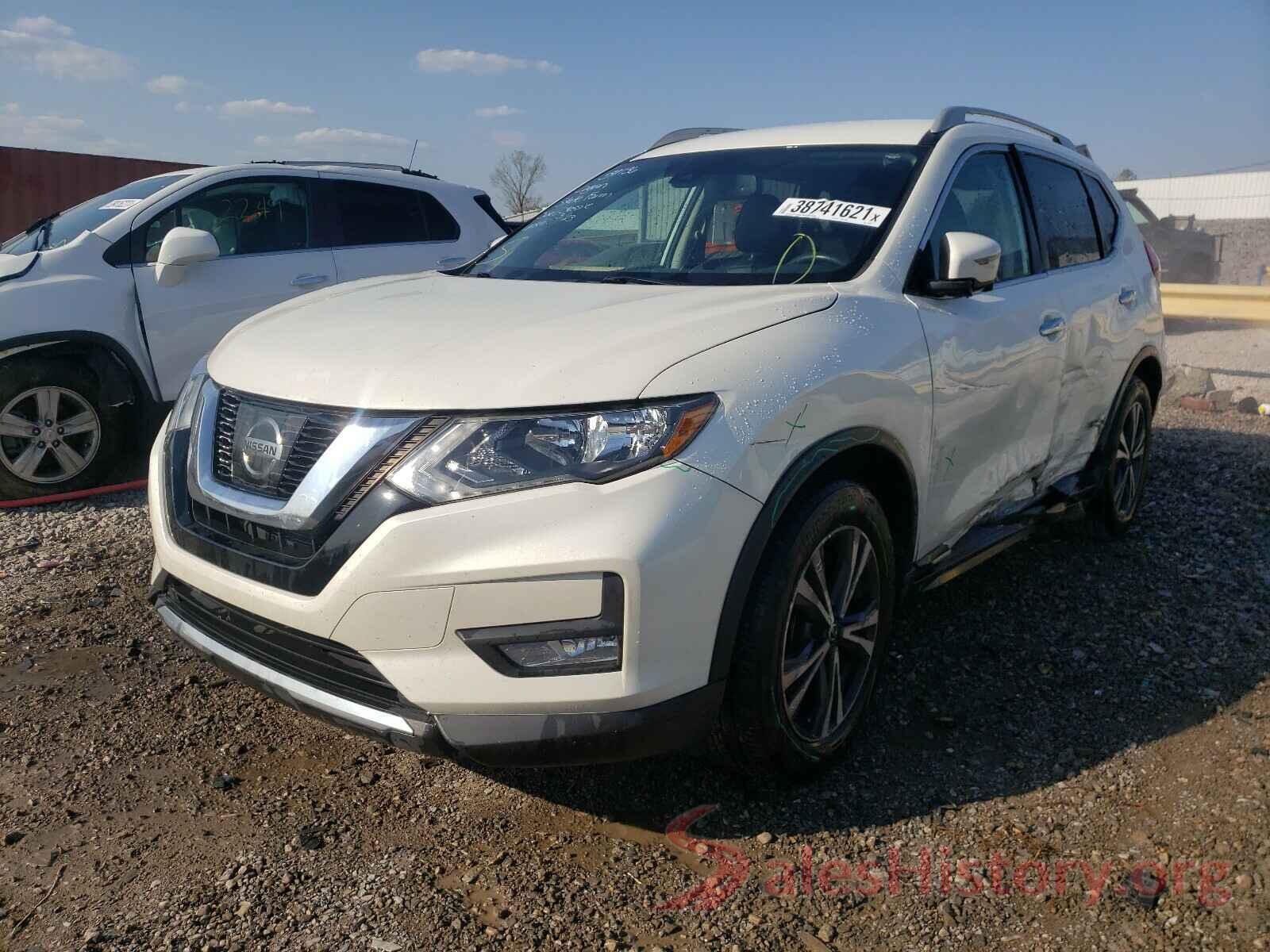 5N1AT2MT9HC868807 2017 NISSAN ROGUE