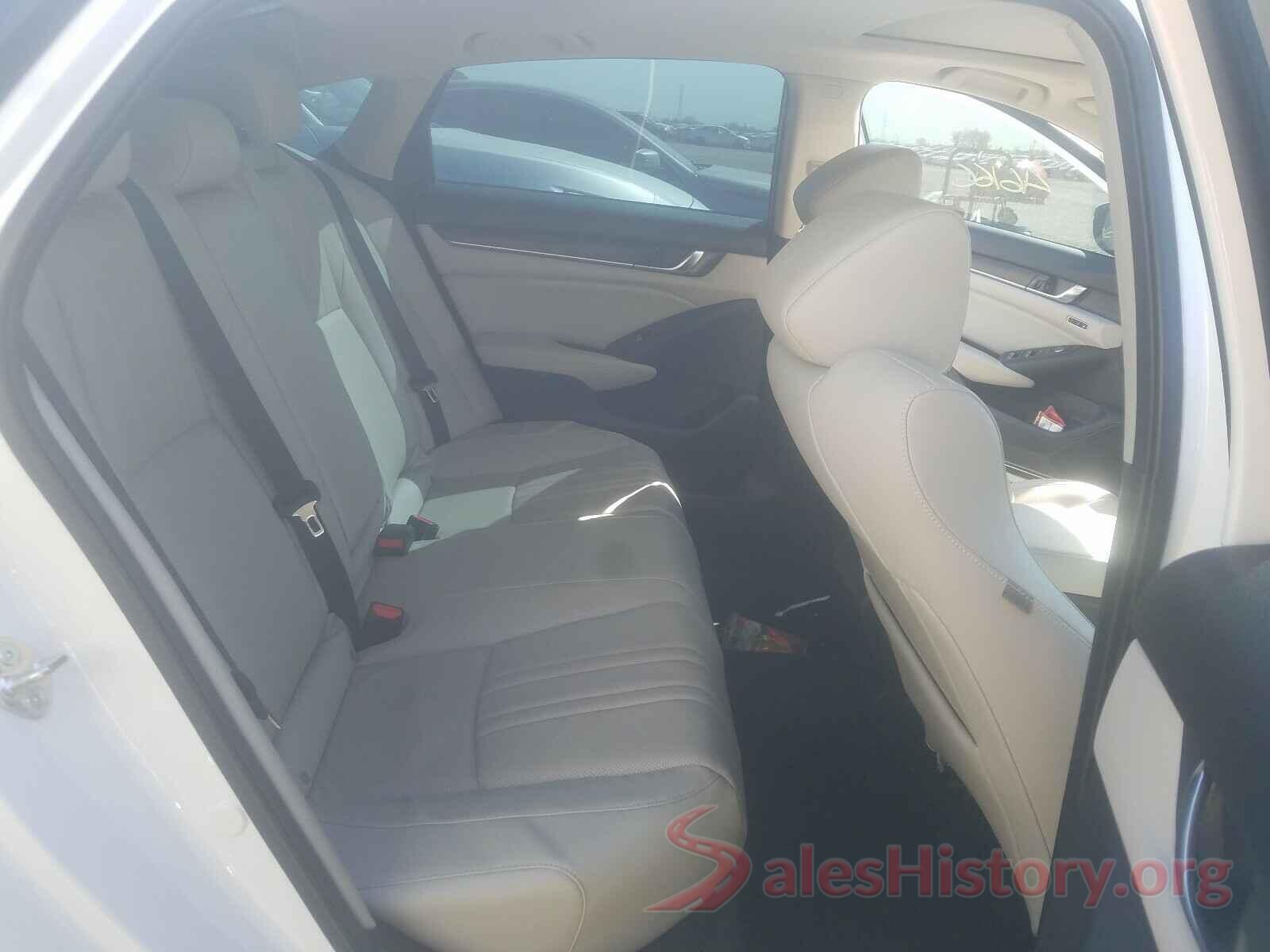 1HGCV2F50JA030075 2018 HONDA ACCORD