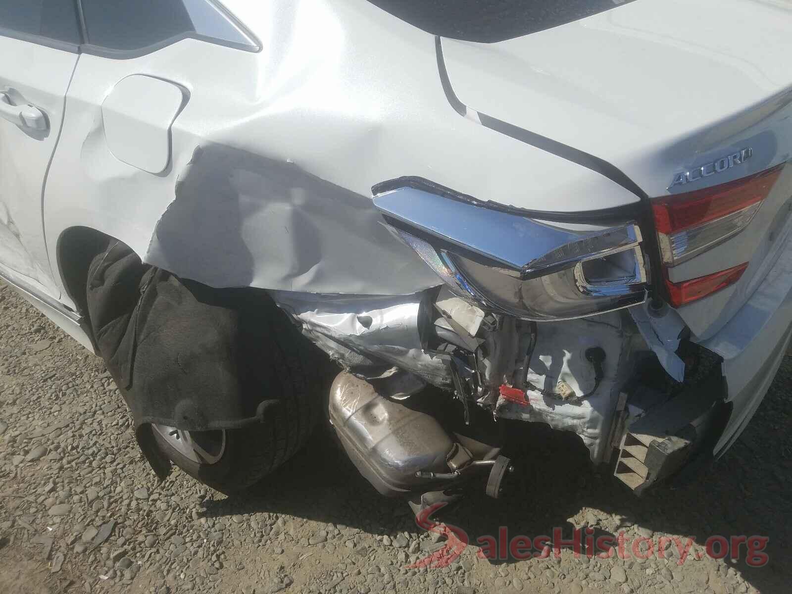 1HGCV2F50JA030075 2018 HONDA ACCORD