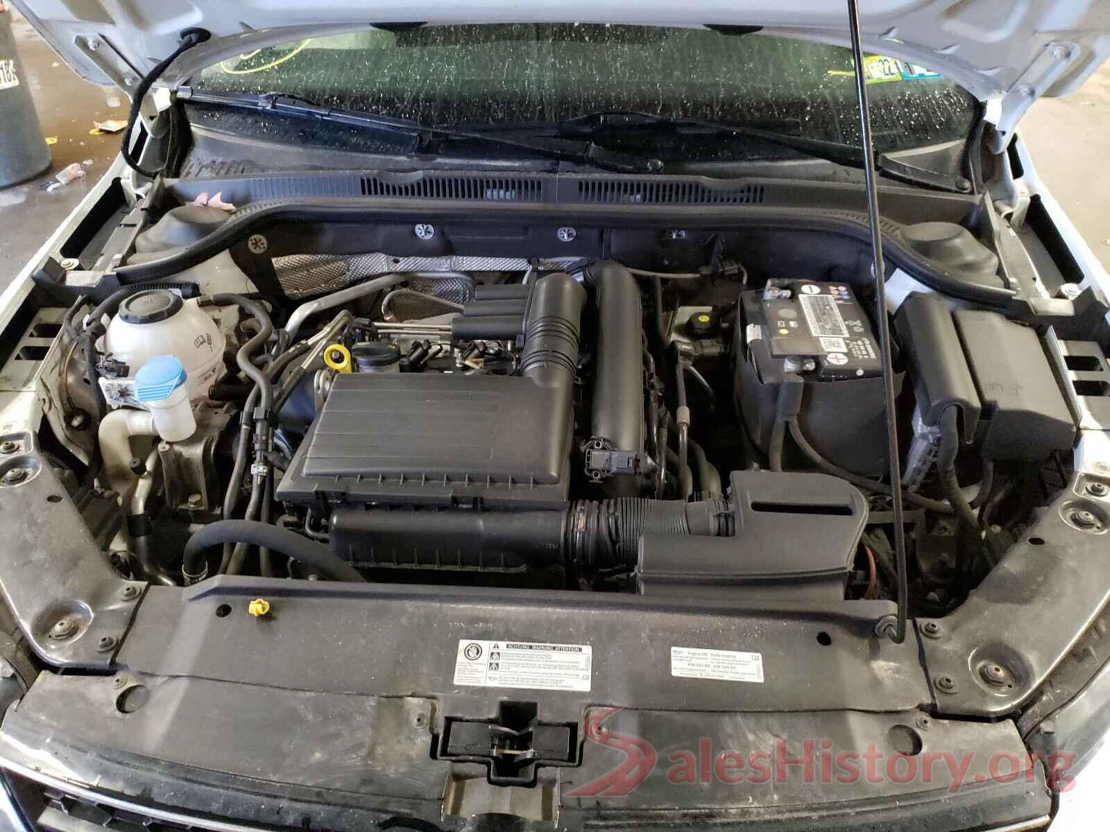 3VW167AJXJM225573 2018 VOLKSWAGEN JETTA