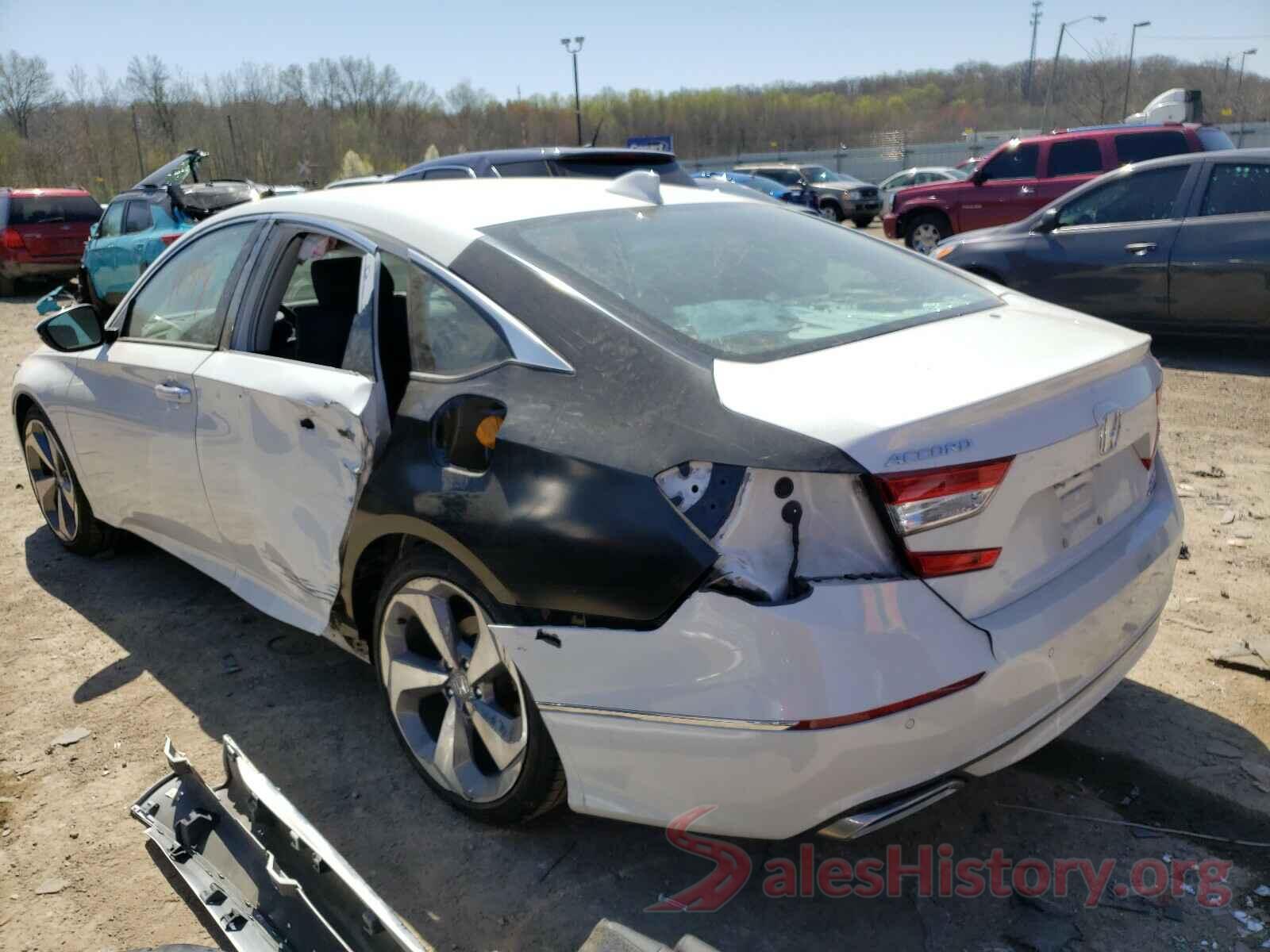 1HGCV2F90JA006300 2018 HONDA ACCORD