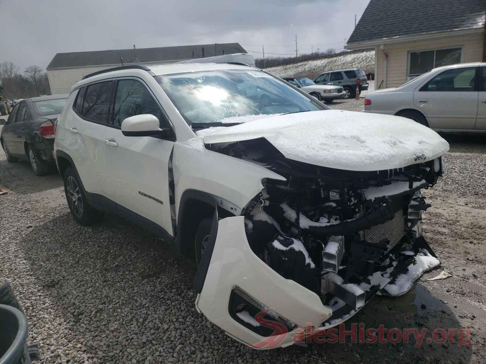 3C4NJDBB3LT139555 2020 JEEP COMPASS