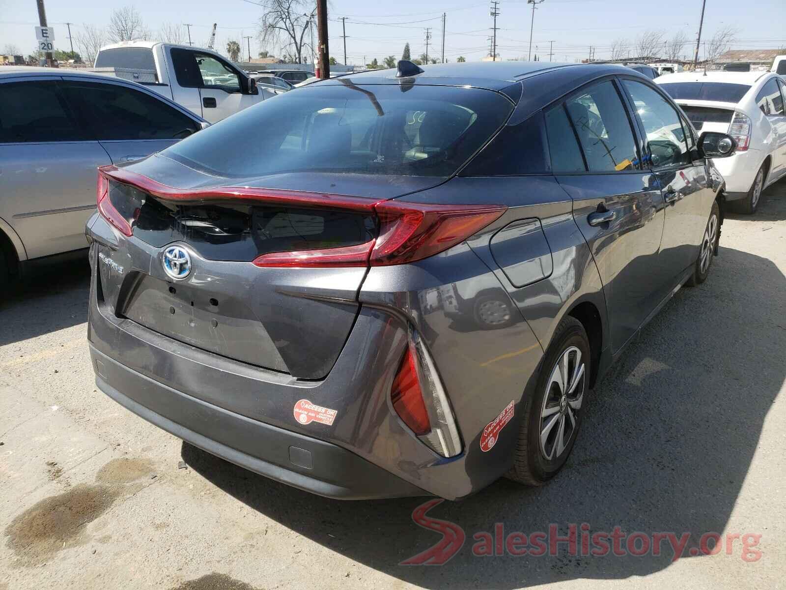 JTDKARFP8J3077245 2018 TOYOTA PRIUS