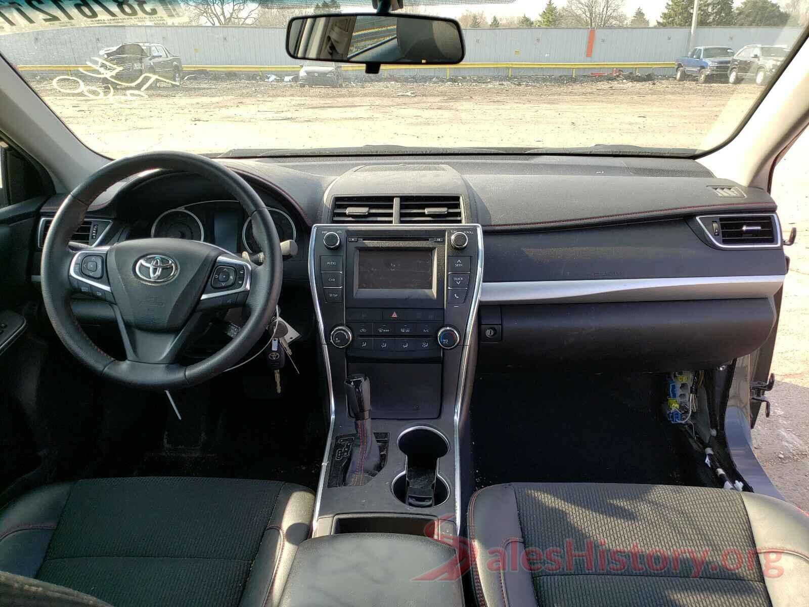 4T1BF1FK0HU704673 2017 TOYOTA CAMRY