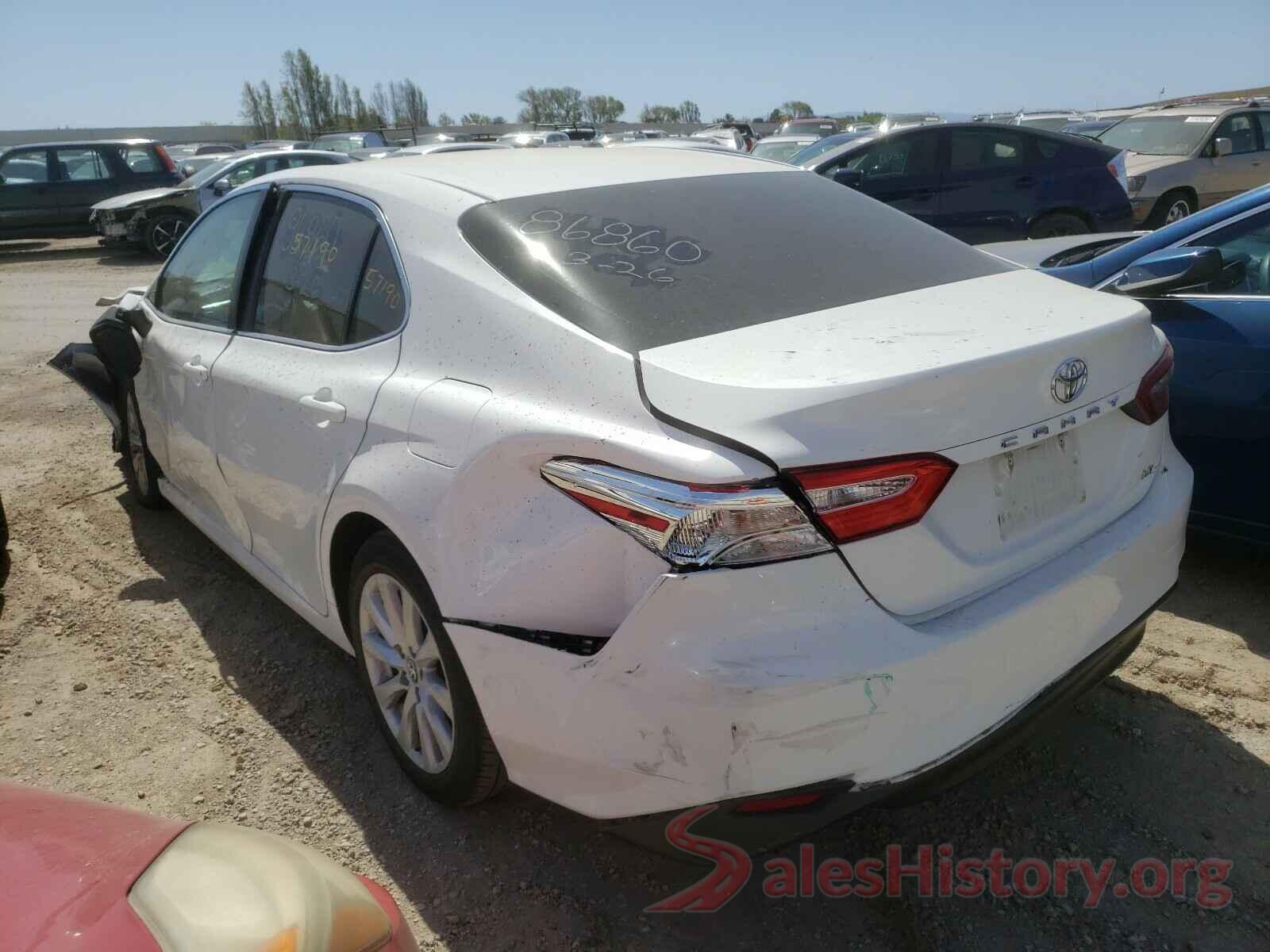 4T1B11HK1JU075815 2018 TOYOTA CAMRY