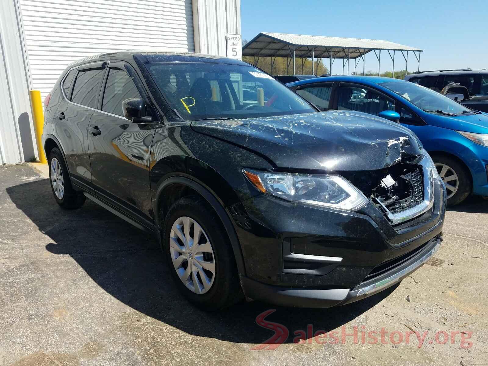 KNMAT2MT0JP565787 2018 NISSAN ROGUE