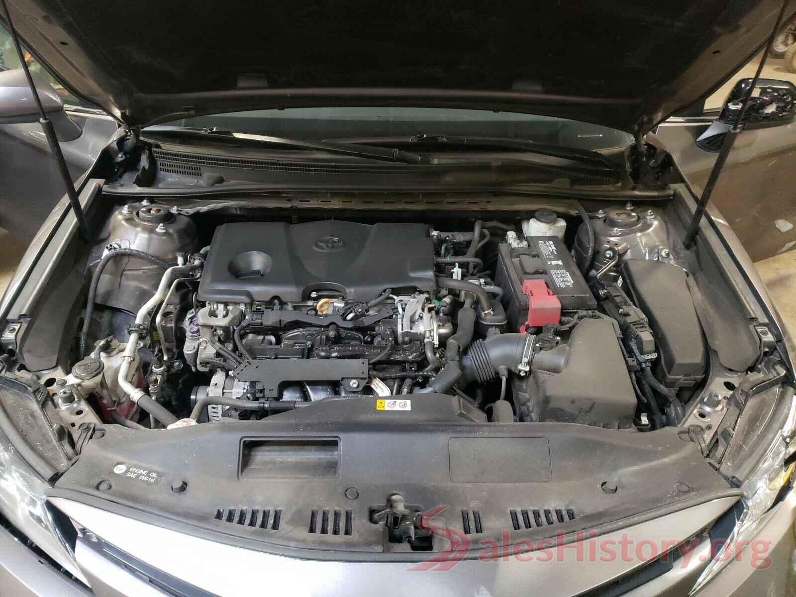 4T1B11HK0JU591860 2018 TOYOTA CAMRY