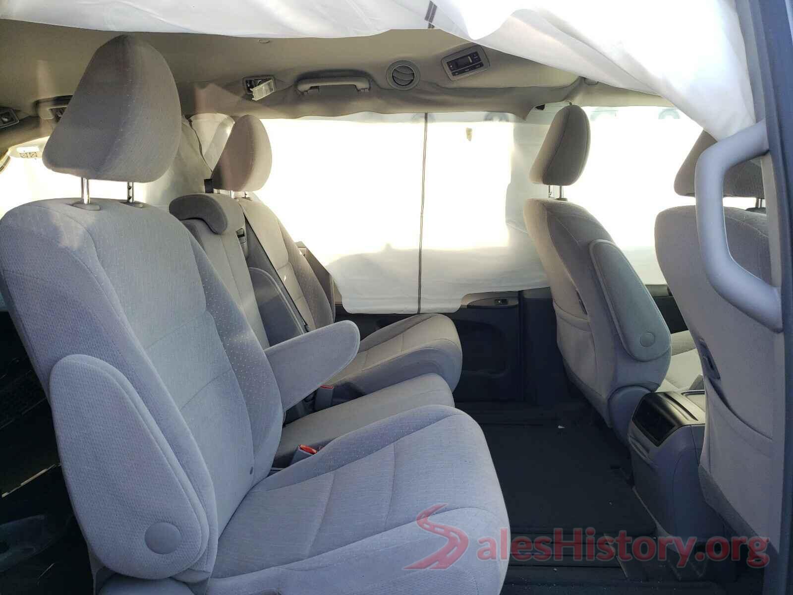 5TDKZ3DC9HS788127 2017 TOYOTA SIENNA