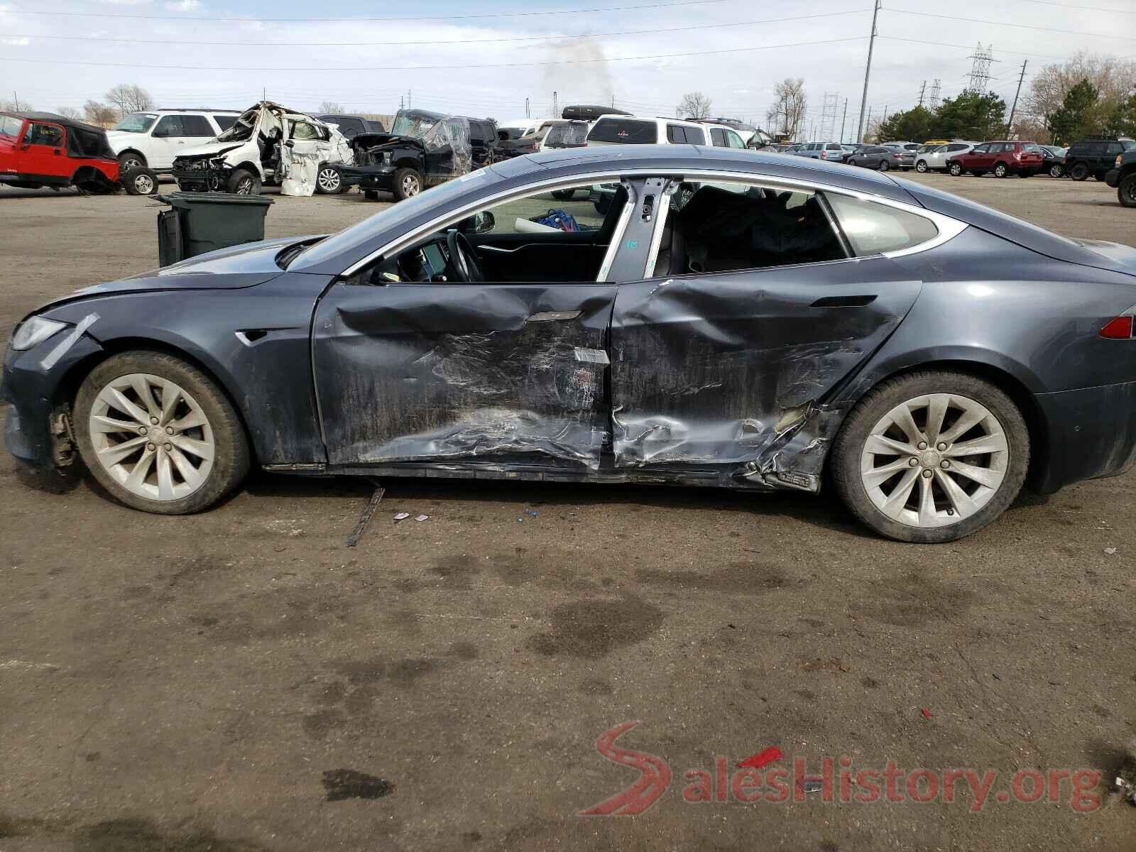 5YJSA1E21JF247116 2018 TESLA MODEL S