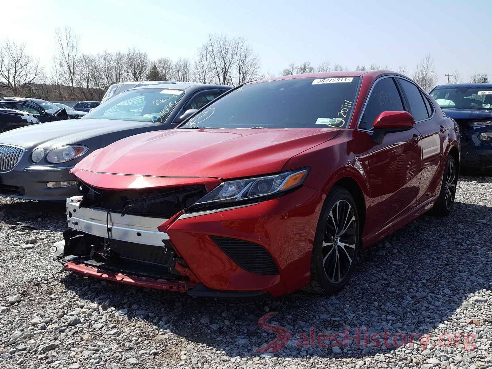 4T1B11HK3KU292428 2019 TOYOTA CAMRY