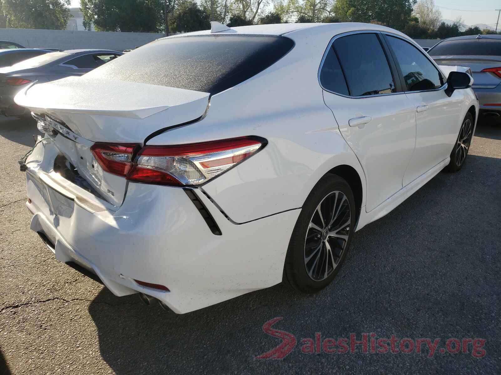 4T1G11AK3LU979006 2020 TOYOTA CAMRY