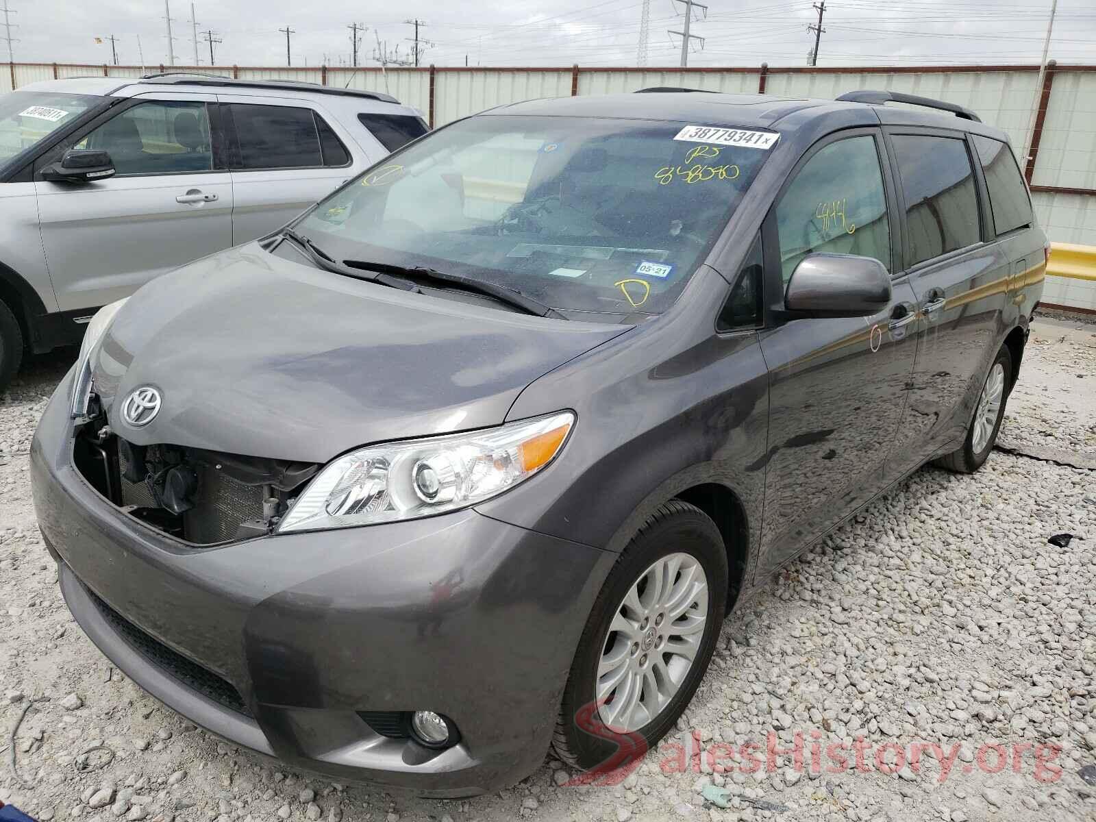 5TDYZ3DC6HS858080 2017 TOYOTA SIENNA